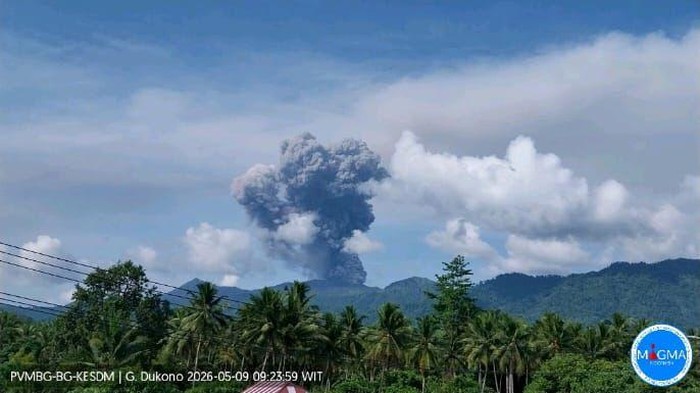 Gunung Dukono Kembali Erupsi Dua Kali, Abu Vulkanik Capai 3.000 Meter